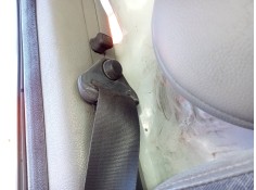 CINTURON SEGURIDAD DELANTERO DERECHO 