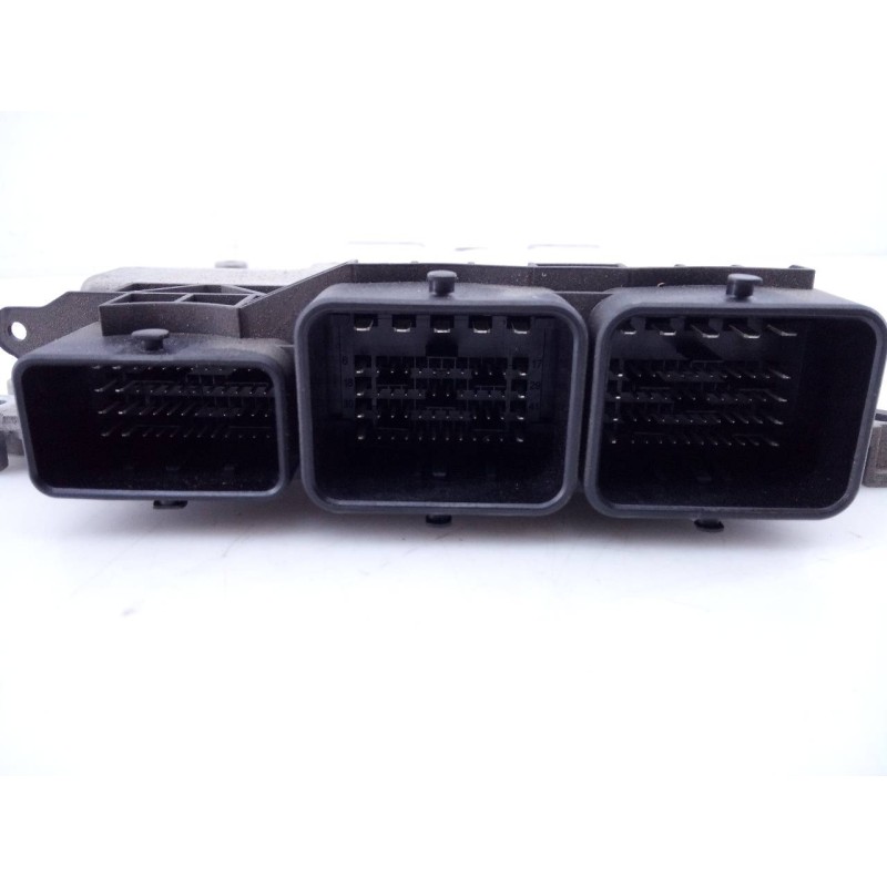 Recambio de centralita motor uce para citroën c4 lim. business referencia OEM IAM 9677031180 0281017862 E3-B2-35-1