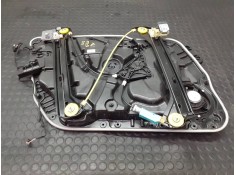 ELEVALUNAS DELANTERO DERECHO P2-B4-12