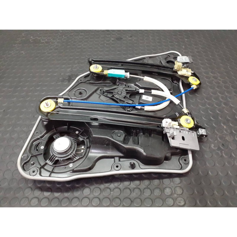 Recambio de elevalunas trasero derecho para mercedes-benz cla-klasse (bm 118) cla 200 d (118.312) referencia OEM IAM   P2-B4-12