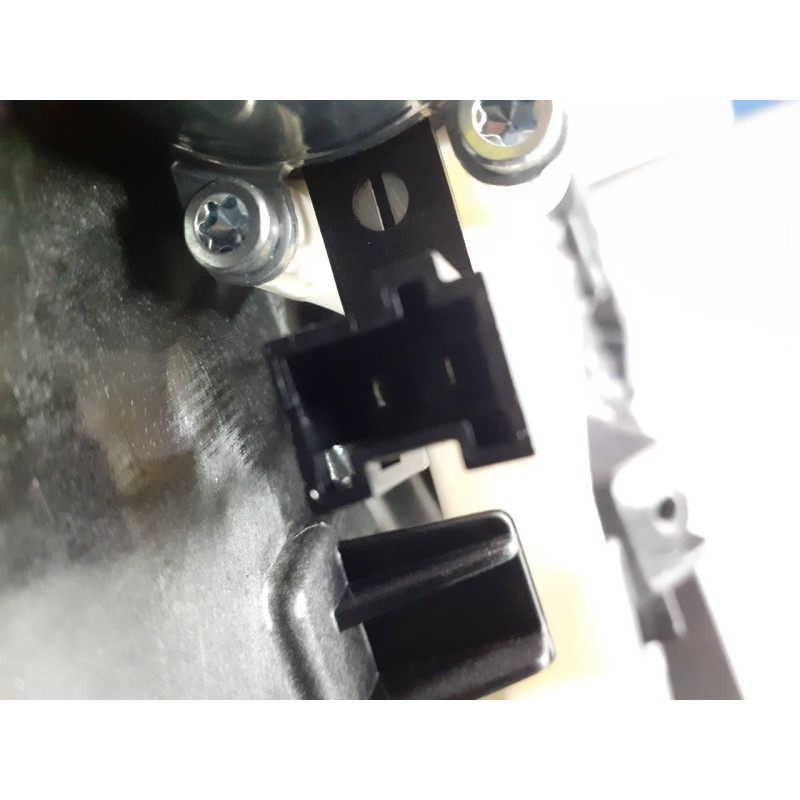 Recambio de elevalunas trasero derecho para mercedes-benz cla-klasse (bm 118) cla 200 d (118.312) referencia OEM IAM   P2-B4-12