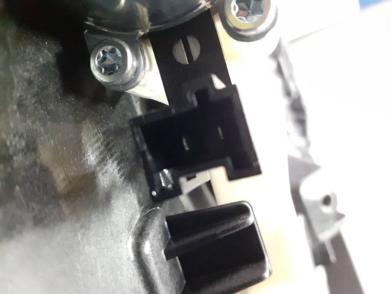 Recambio de elevalunas trasero derecho para mercedes-benz cla-klasse (bm 118) cla 200 d (118.312) referencia OEM IAM   P2-B4-12