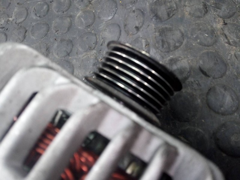 Recambio de alternador para ford focus berlina (cak) trend referencia OEM IAM 9034681808 595520105050 P3-B6-8-4