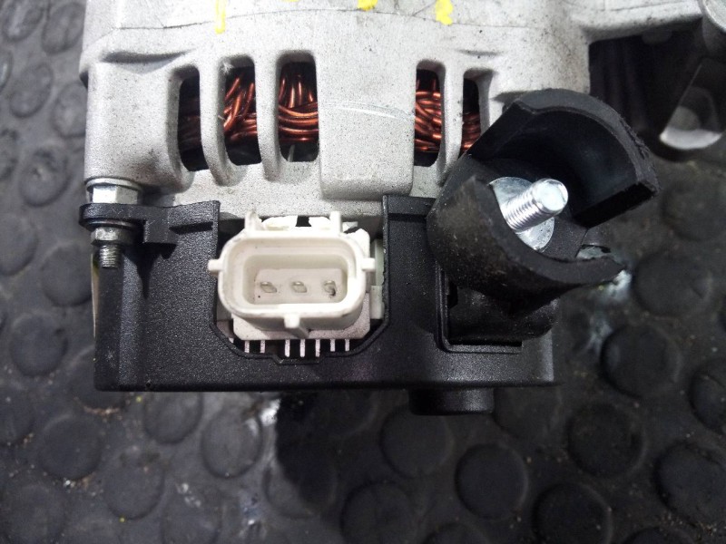 Recambio de alternador para ford focus berlina (cak) trend referencia OEM IAM 9034681808 595520105050 P3-B6-8-4