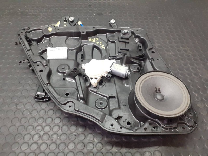 Recambio de elevalunas trasero izquierdo para mercedes-benz cla-klasse (bm 118) cla 200 d (118.312) referencia OEM IAM   P2-B4-1