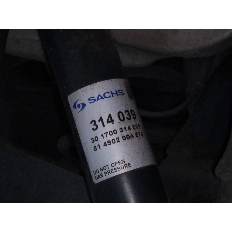 Recambio de amortiguador trasero derecho para nissan qashqai (j10) tekna referencia OEM IAM 314039  