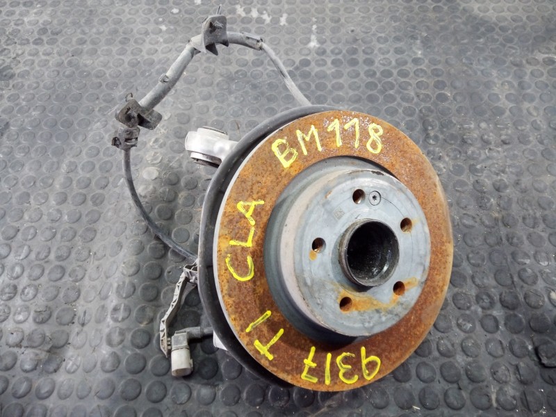 Recambio de mangueta trasera izquierda para mercedes-benz cla-klasse (bm 118) cla 200 d (118.312) referencia OEM IAM 2470500  P1