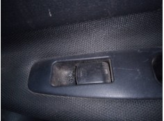 MANDO ELEVALUNAS TRASERO DERECHO 