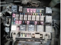 CAJA RELES / FUSIBLES 8212008B10 