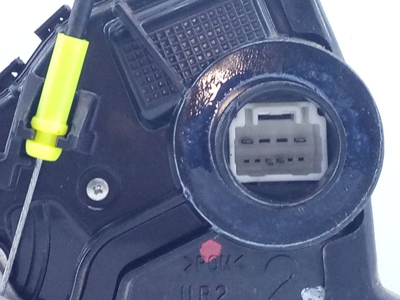 Recambio de cerradura puerta delantera derecha para toyota avensis (t27) advance referencia OEM IAM   E2-B4-10-2