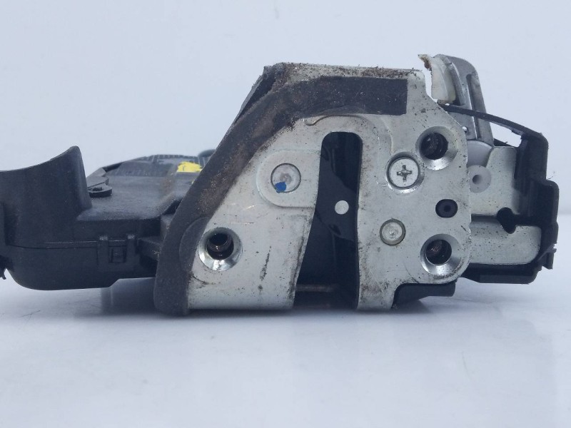 Recambio de cerradura puerta delantera derecha para toyota avensis (t27) advance referencia OEM IAM   E2-B4-10-2