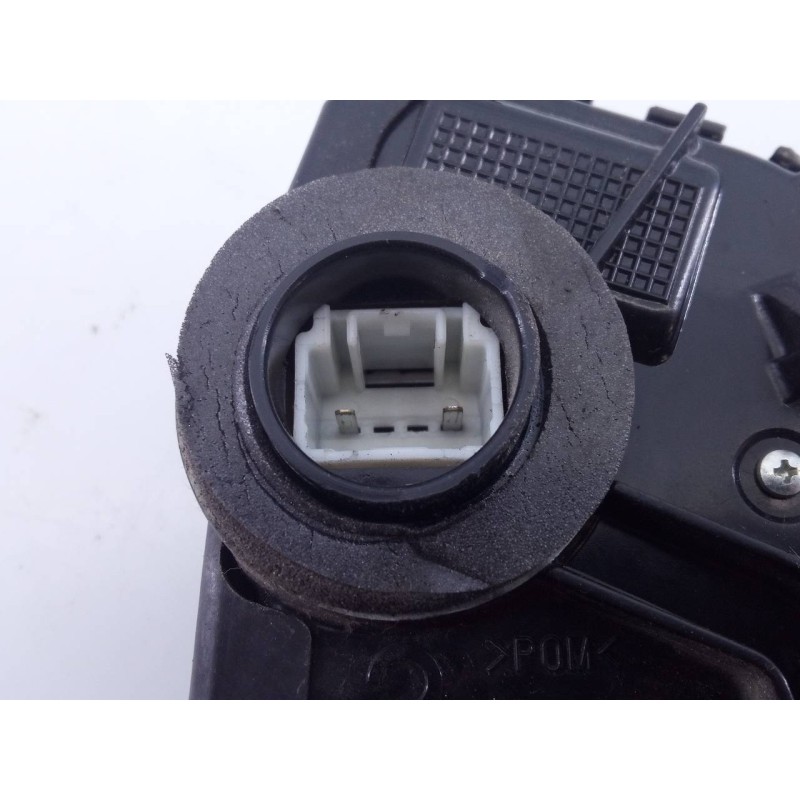 Recambio de cerradura puerta delantera izquierda para toyota avensis (t27) advance referencia OEM IAM   E2-B4-45-2