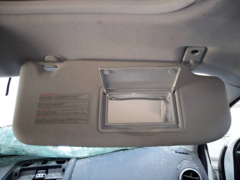 Recambio de parasol derecho para nissan qashqai (j10) tekna referencia OEM IAM   