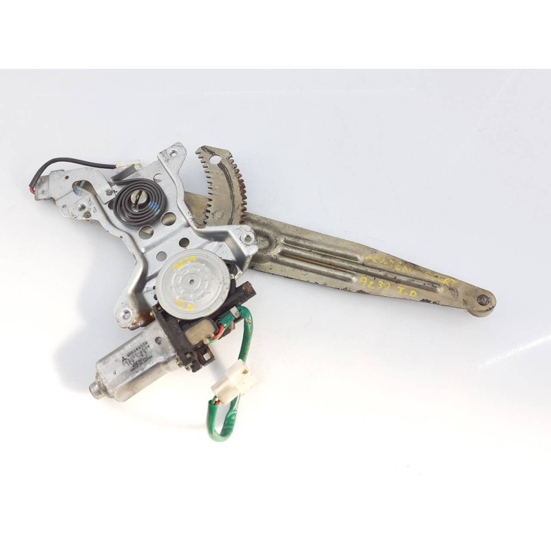 Recambio de elevalunas trasero derecho para mitsubishi montero sport (k90) 2.5 td gls plus referencia OEM IAM 0621006544  E2-B4-