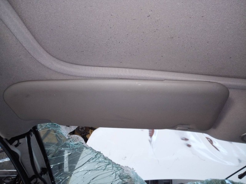 Recambio de parasol izquierdo para nissan qashqai (j10) tekna referencia OEM IAM   