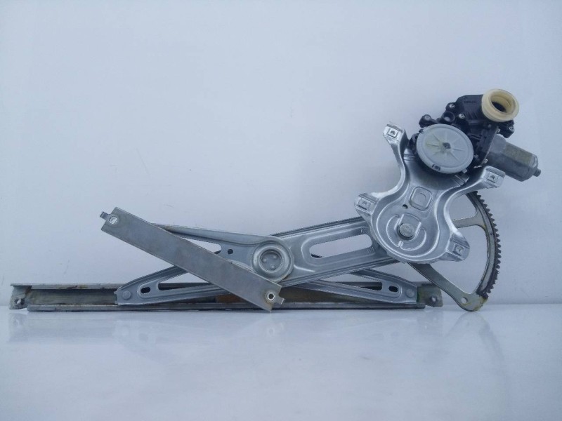 Recambio de elevalunas delantero derecho para toyota avensis (t27) advance referencia OEM IAM 8570102010 961920101 E2-B4-10-2