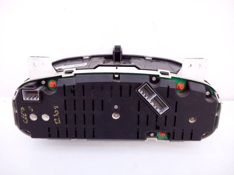 Recambio de cuadro instrumentos para kia cee´d sporty wagon active referencia OEM IAM 940031H270  E3-A3-29-2
