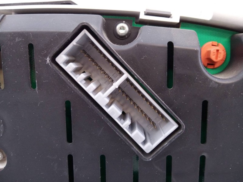 Recambio de cuadro instrumentos para kia cee´d sporty wagon active referencia OEM IAM 940031H270  E3-A3-29-2