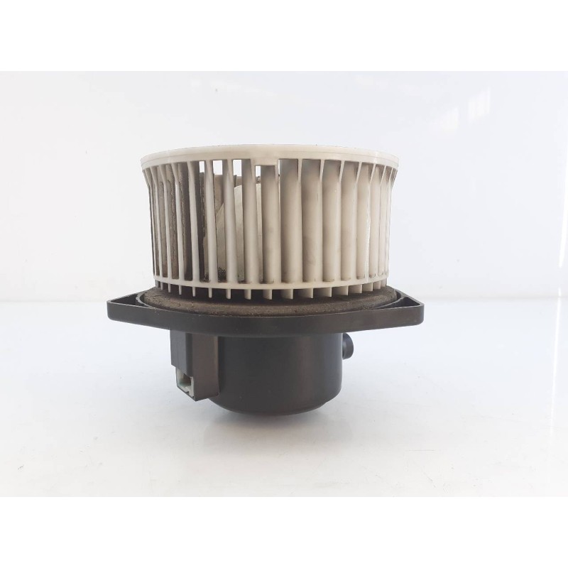 Recambio de ventilador calefaccion para mitsubishi montero sport (k90) 2.5 td gls plus referencia OEM IAM 2B960  E3-A2-7-4