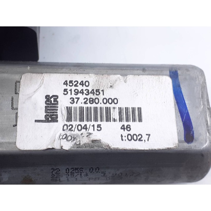 Recambio de elevalunas trasero izquierdo para lancia delta (181) platinium referencia OEM IAM 51943451  E2-B2-15-1