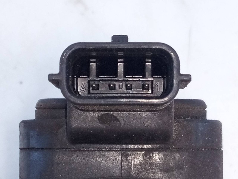 Recambio de caudalimetro para renault clio iv authentique referencia OEM IAM 8200682558  E2-A1-38-2