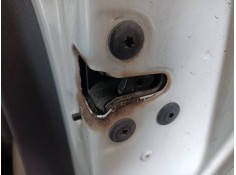 CERRADURA PUERTA TRASERA DERECHA 