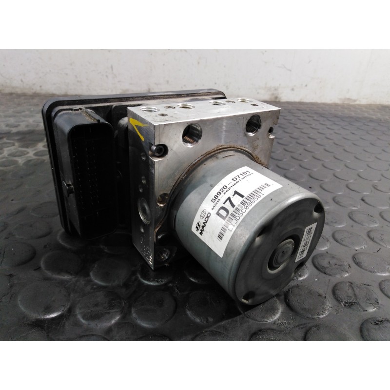 Recambio de abs para hyundai tucson essence 2wd referencia OEM IAM 58920D7101 A1000713AAA P3-A8-24-2