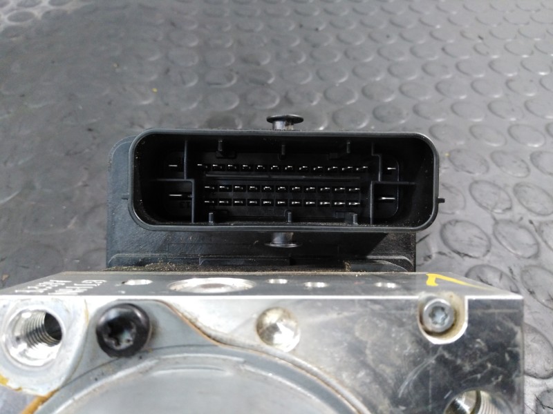 Recambio de abs para hyundai tucson essence 2wd referencia OEM IAM 58920D7101 A1000713AAA P3-A8-24-2