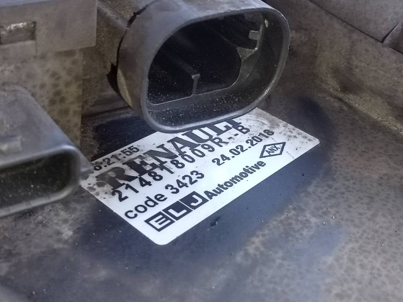 Recambio de electroventilador para renault clio iv authentique referencia OEM IAM 214818009R  P2-B8-9