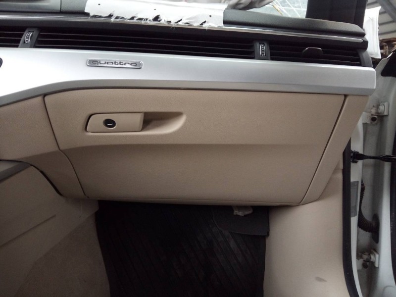 Recambio de guantera para audi a5 cabriolet (f57) advanced quattro referencia OEM IAM   