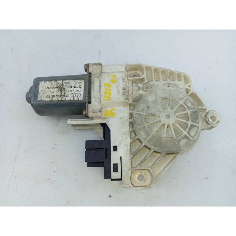 Recambio de motor elevalunas delantero izquierdo para audi a6 berlina (4f2) 2.0 tdi referencia OEM IAM 7746006801 995078101 E1-B