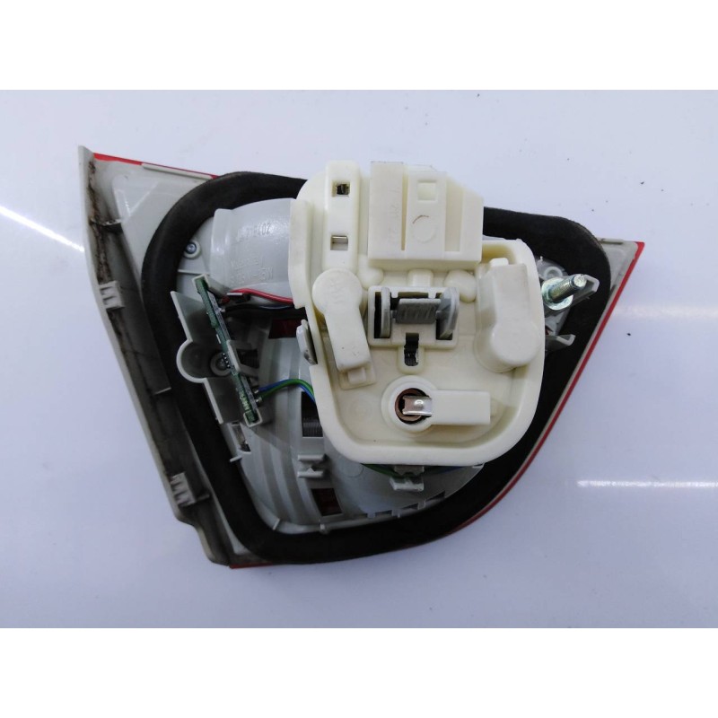 Recambio de piloto trasero derecho porton para bmw serie 3 berlina (e90) 318d referencia OEM IAM 7289428  E1-A3-43-2