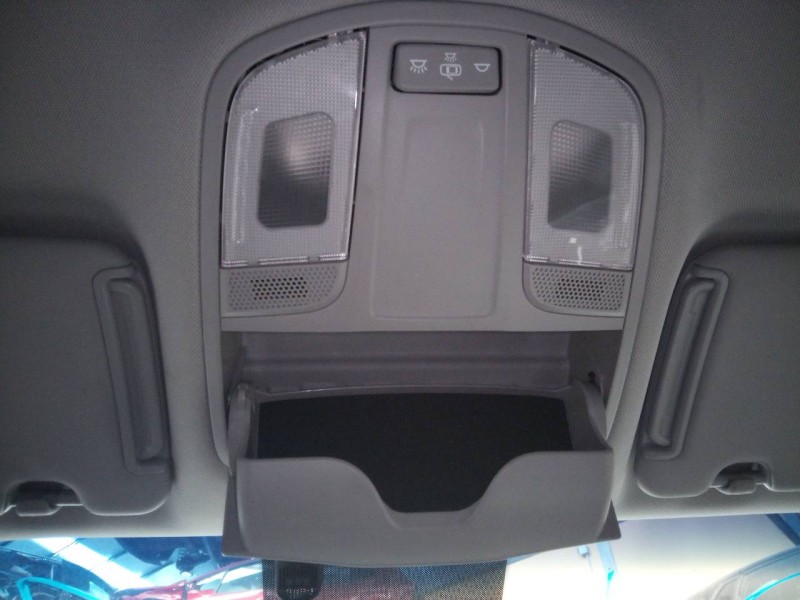 Recambio de luz interior para hyundai tucson essence bluedrive 2wd referencia OEM IAM   