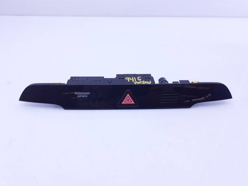 Recambio de warning para hyundai tucson essence bluedrive 2wd referencia OEM IAM 93700D7100  E3-A3-46-4