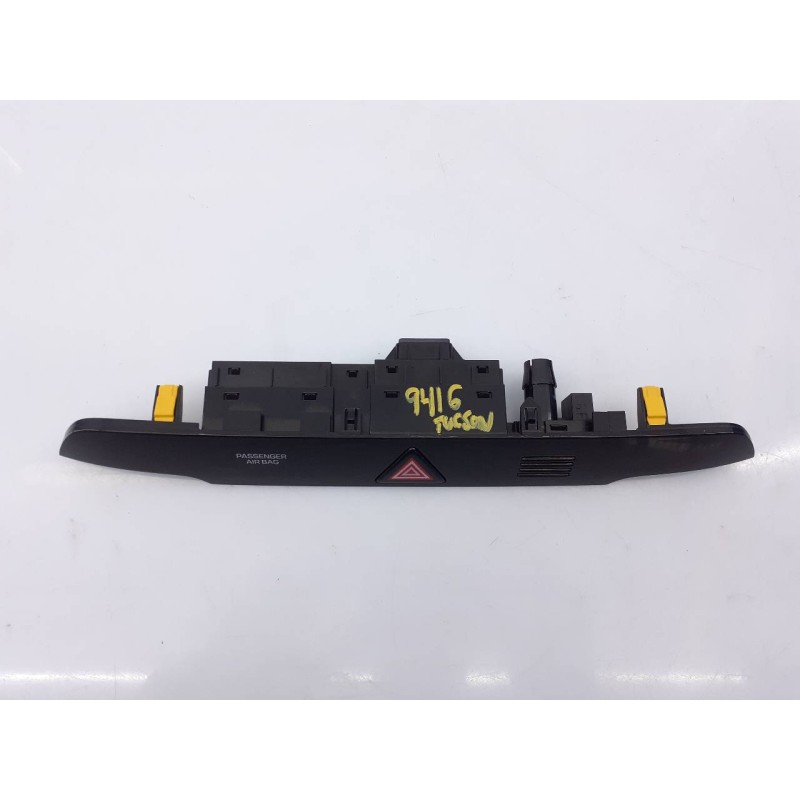 Recambio de warning para hyundai tucson essence bluedrive 2wd referencia OEM IAM 93700D7100  E3-A3-46-4