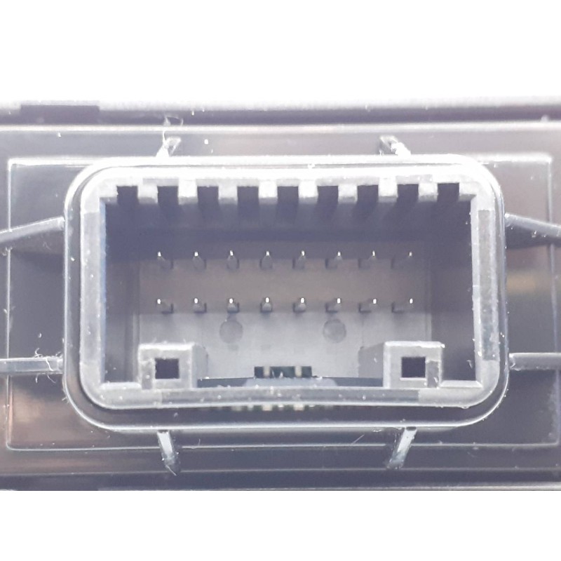 Recambio de warning para hyundai tucson essence bluedrive 2wd referencia OEM IAM 93700D7100  E3-A3-46-4