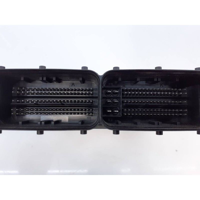 Recambio de centralita motor uce para audi a4 avant (8w5) sport edition referencia OEM IAM 04L907309L 0281030258 E2-A1-35-1