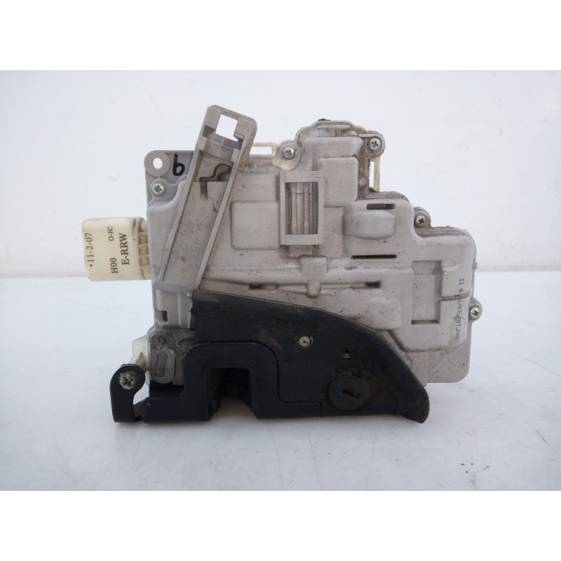 Recambio de cerradura puerta trasera derecha para seat leon (1p1) reference referencia OEM IAM 1P0839016  E1-B6-44-1