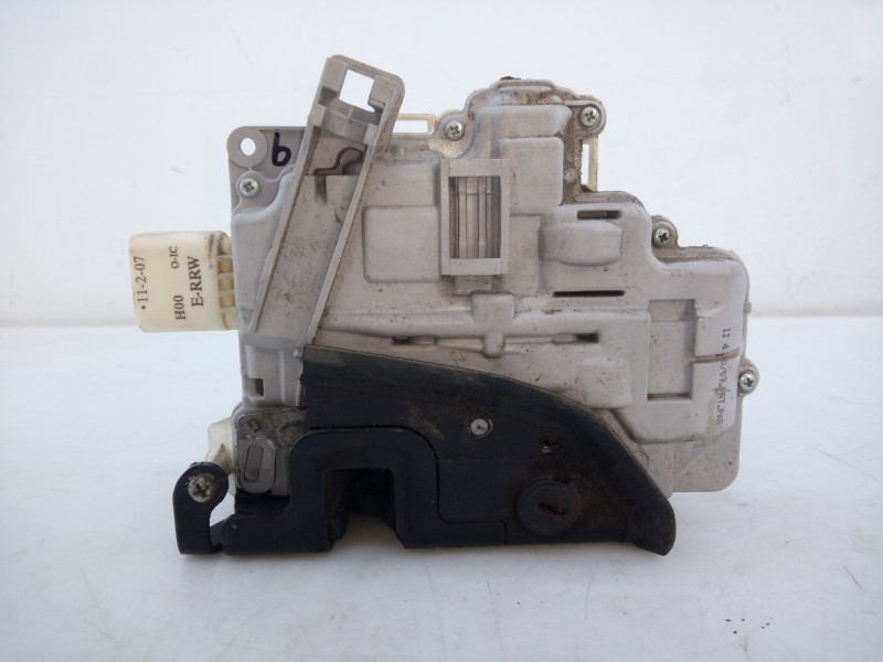 Recambio de cerradura puerta trasera derecha para seat leon (1p1) reference referencia OEM IAM 1P0839016  E1-B6-44-1