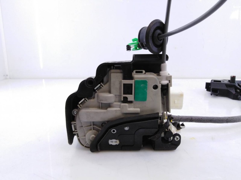 Recambio de cerradura puerta delantera izquierda para audi a4 avant (8w5) sport edition referencia OEM IAM 8W01837811A  E1-B6-4-