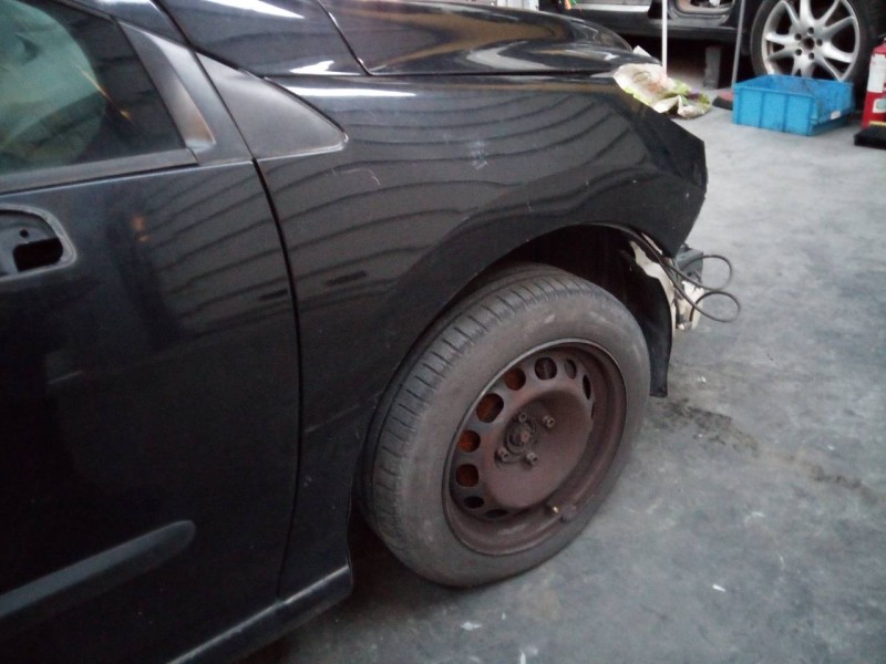 Recambio de aleta delantera derecha para peugeot 308 confort referencia OEM IAM   