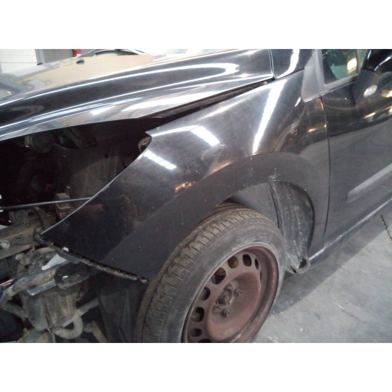 Recambio de aleta delantera izquierda para peugeot 308 confort referencia OEM IAM   