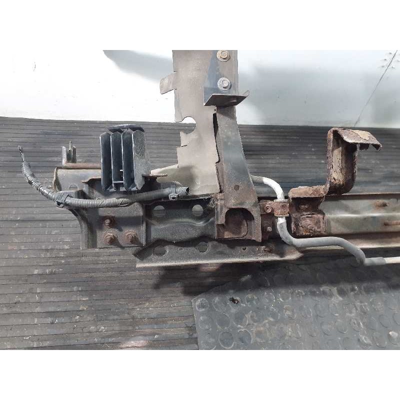 Recambio de panel frontal para nissan navara pick-up (d40m) referencia OEM IAM   P1-A1-41