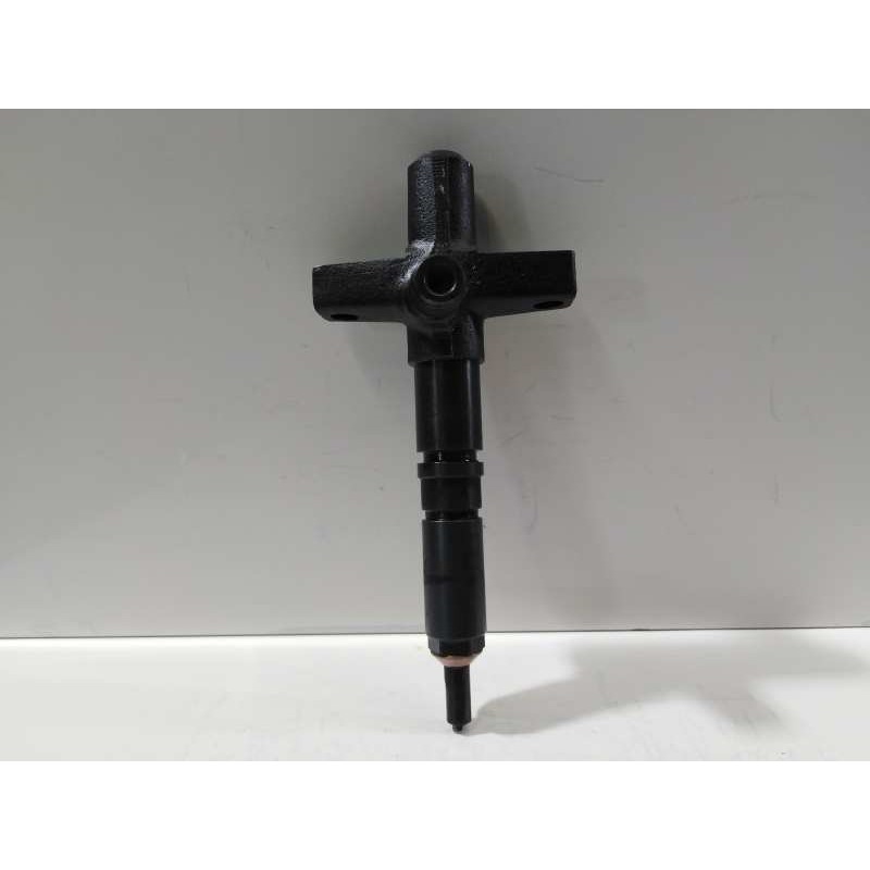 Recambio de inyector para mitsubishi montero (v60/v70) referencia OEM IAM 484410  P1-B4-8