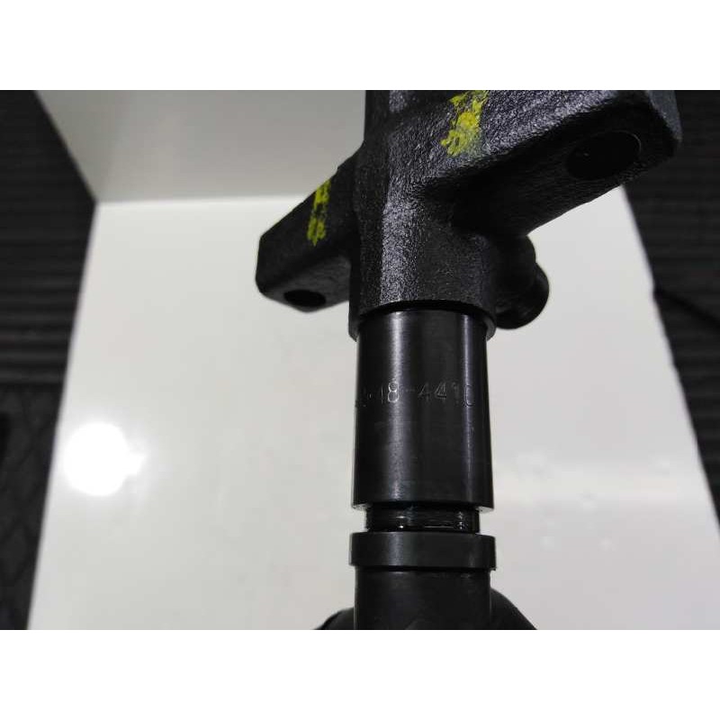 Recambio de inyector para mitsubishi montero (v60/v70) referencia OEM IAM 484410  P1-B4-8