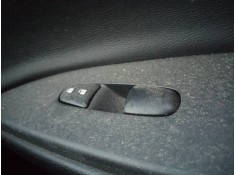 MANDO ELEVALUNAS DELANTERO DERECHO 