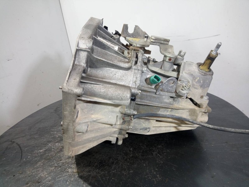 Recambio de caja cambios para dacia duster laureate 4x2 referencia OEM IAM TL4075  M1-A2-13