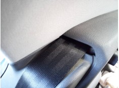 CINTURON SEGURIDAD TRASERO DERECHO 
