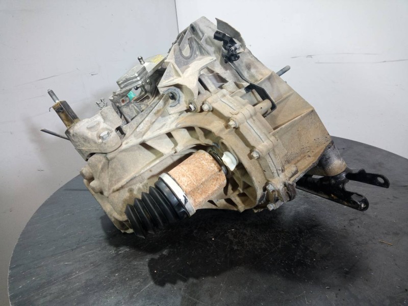 Recambio de caja cambios para dacia duster laureate 4x2 referencia OEM IAM TL4075  M1-A2-13