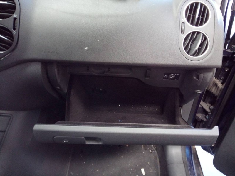Recambio de guantera para volkswagen golf plus (5m1) sportline referencia OEM IAM   